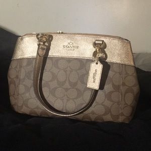 COACH BAG (Price is negotiable)